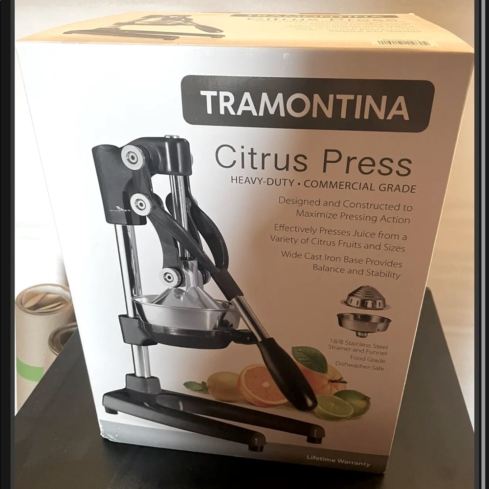 Tramontina Heavy Duty Citrus Press